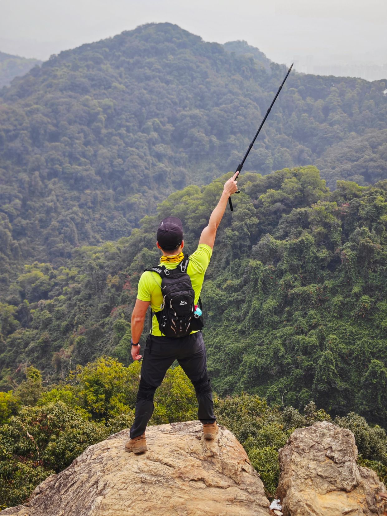 昭君网志： 20260117白云飞马